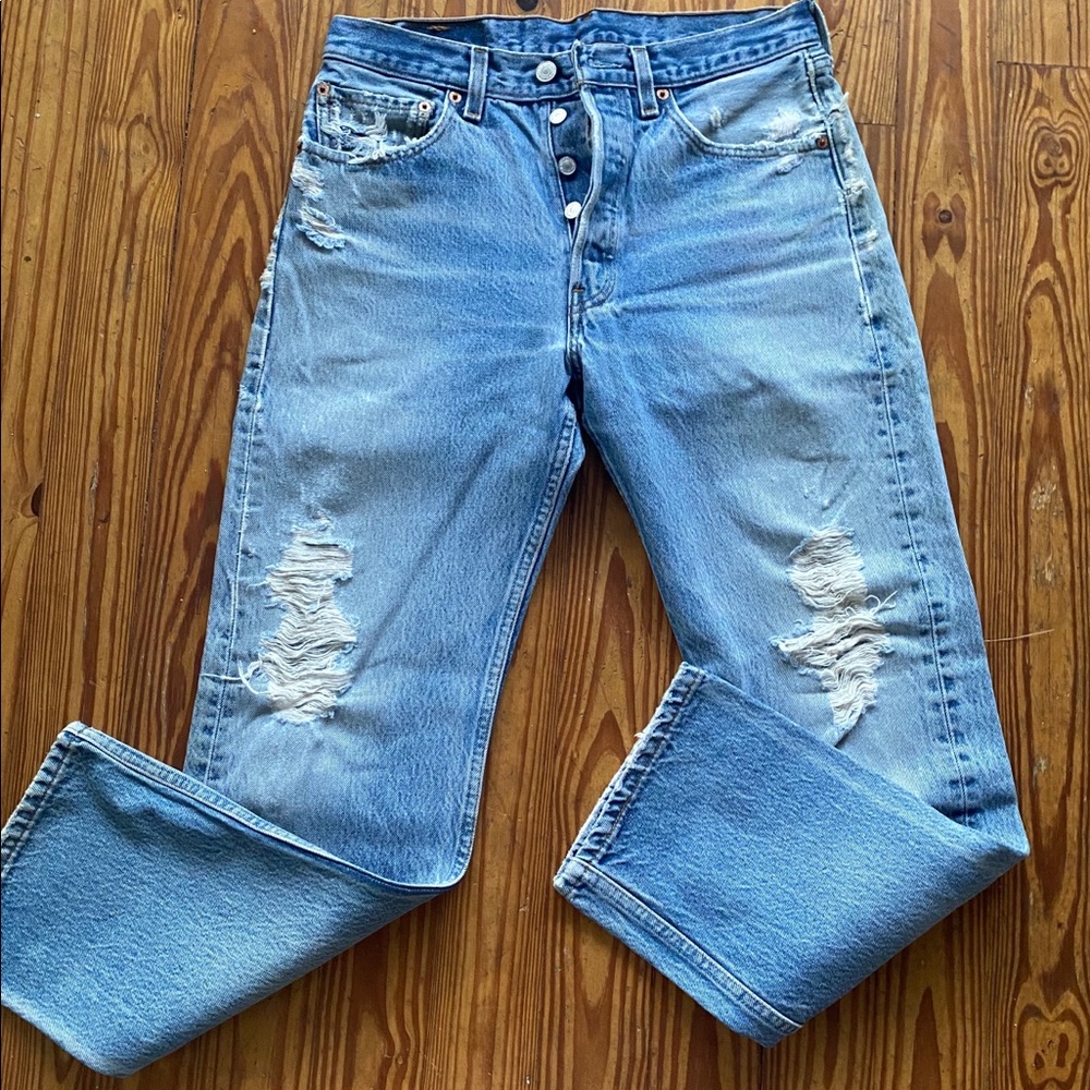 Vintage Levi’s 32 33 501xx mom jeans button fly